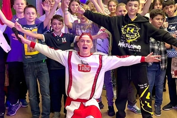 Аниматор ведущий Tik Tok, Youtube, Likee — фото с праздника 1
