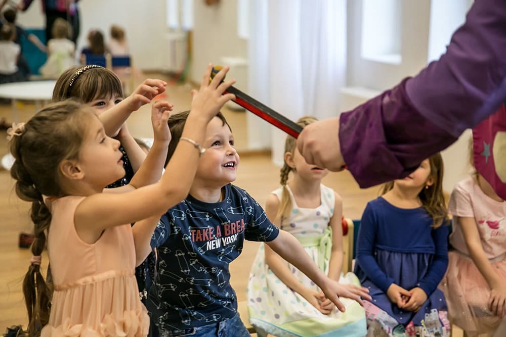 Фокусник с животными на день рождения девочки 5 лет — фото 10